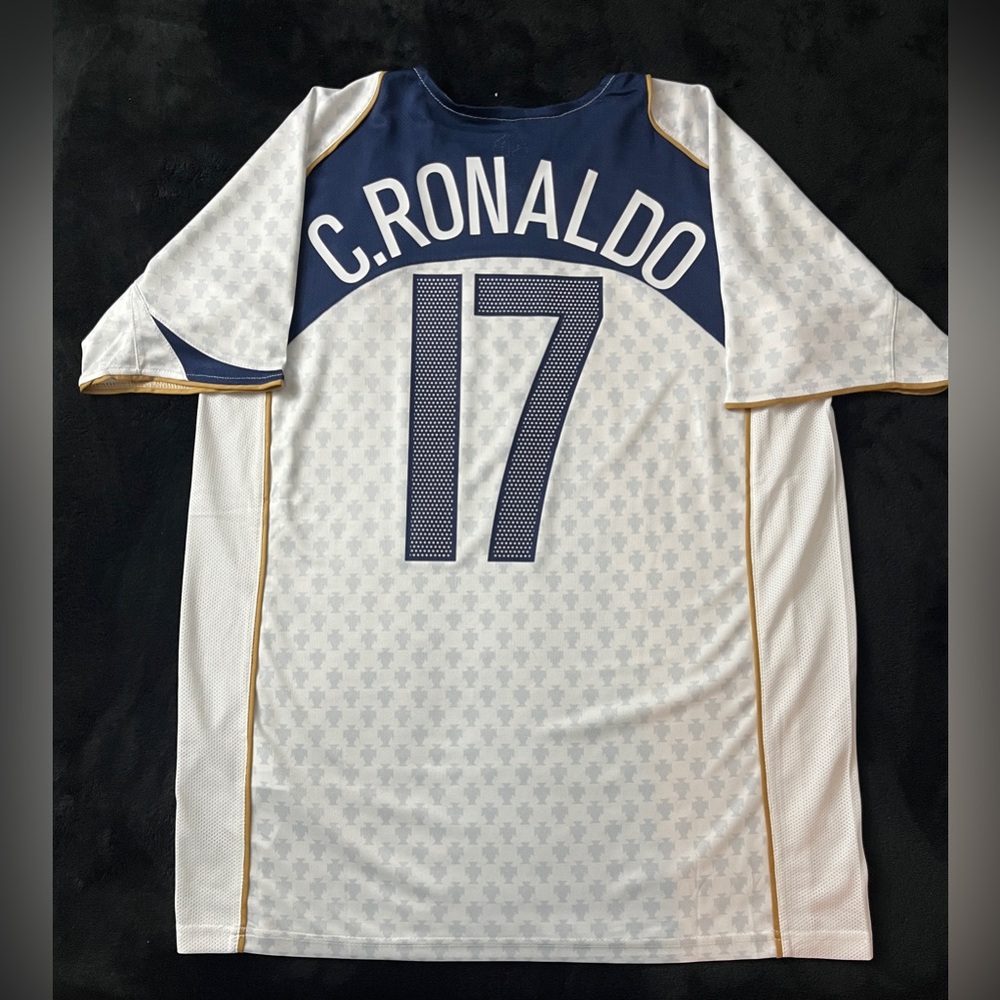 Ronaldo #17 Portugal 2004 Soccer Jersey Away White Retro